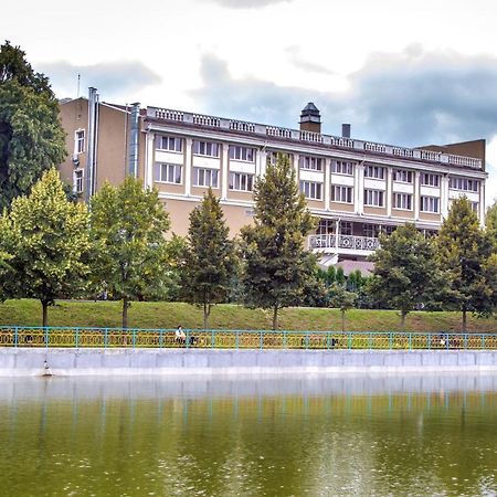 Orly Park-Hotel Kiev Bagian luar foto