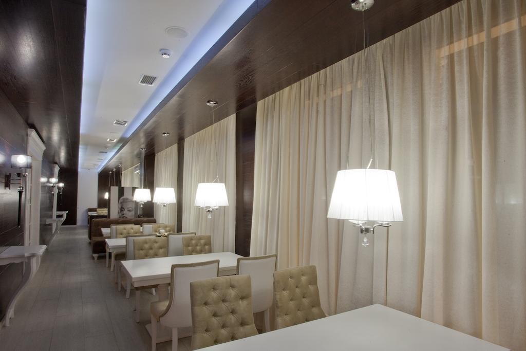 Orly Park-Hotel Kiev Bagian luar foto