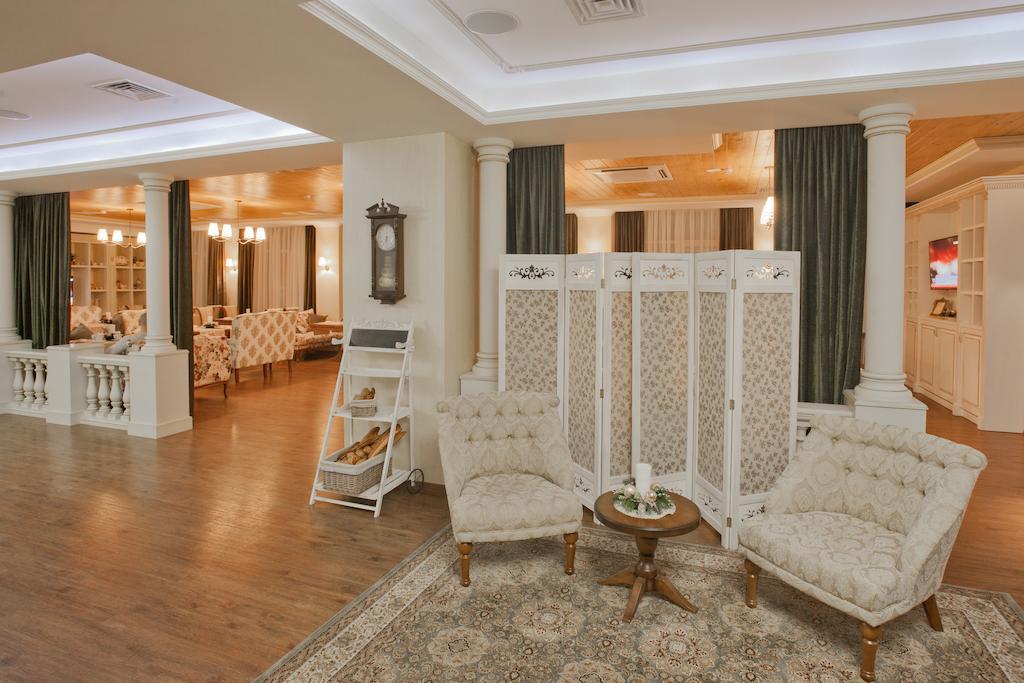 Orly Park-Hotel Kiev Bagian luar foto