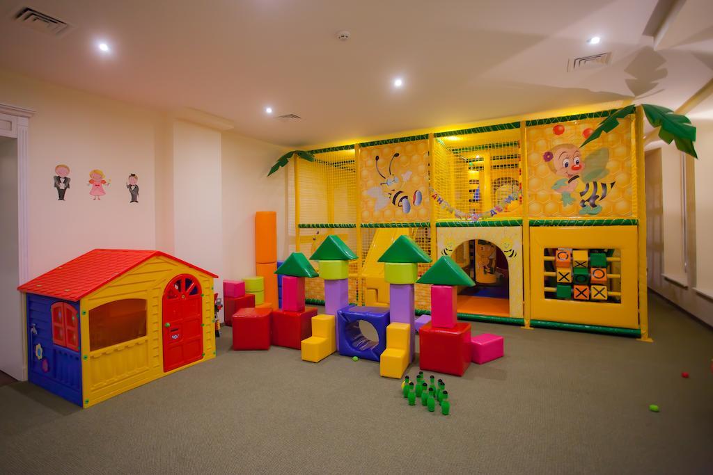 Orly Park-Hotel Kiev Bagian luar foto